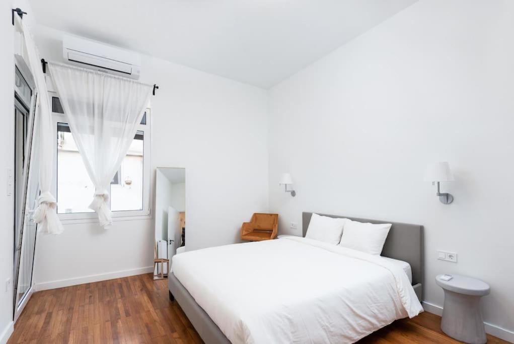 Zen Peace, Exarchia